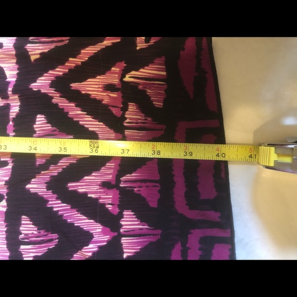 💋Sleeveless Dress. Size 8-10 Medium, $5 or 6 for $15 - Picture 7 of 7